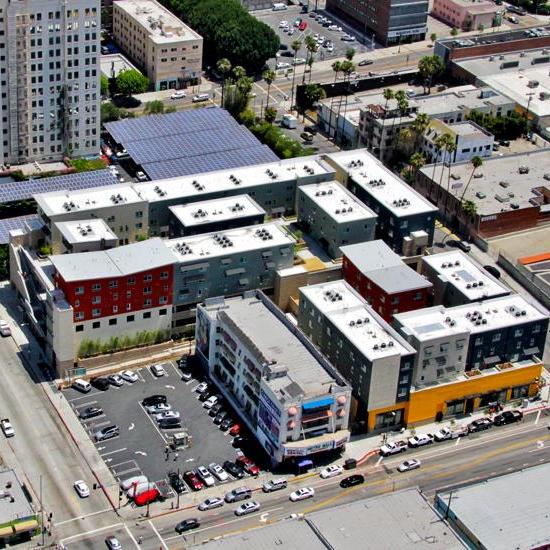 MacArthur Park Metro Apartments